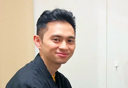 ピアノ講師ハンズのポートレート写真